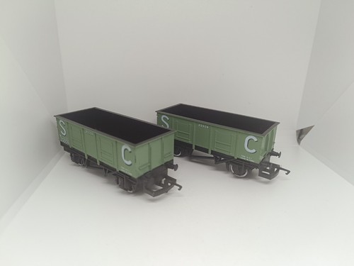 Hornby mineral wagons - x,