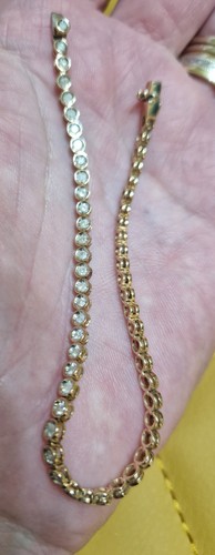 9ct yellow gold - diamond, tennis