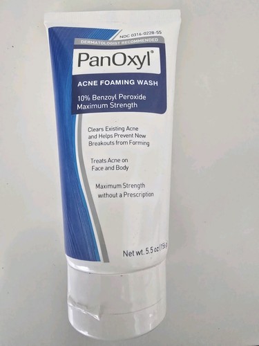 Acne foaming wash face body - &,