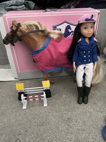 Pony parade doll and horse - pony,