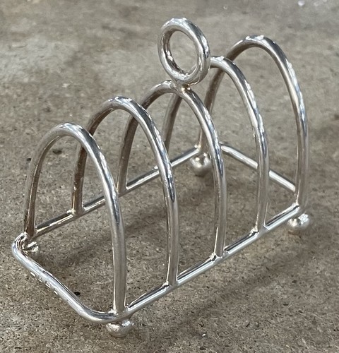 Solid silver toast - silver, rack