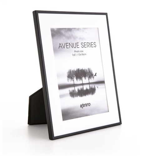Kenro avenue black metal photo - avenue,