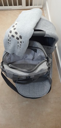 Flip buggy seat with - flip,