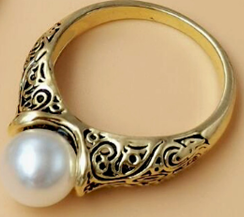 Lovely yellow gold - lovely, plated