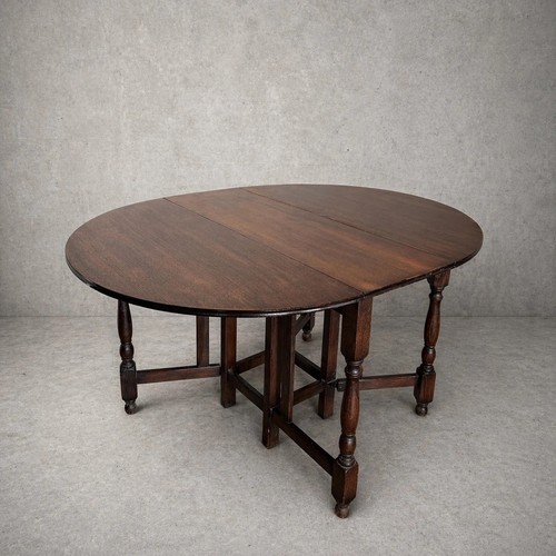 Vintage oak drop leaf dining - oak,