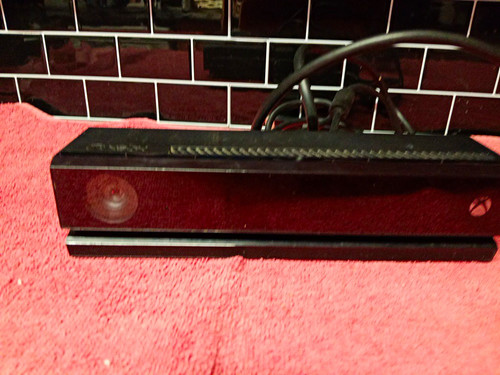 Microsoft kinect motion sensor - microsoft,