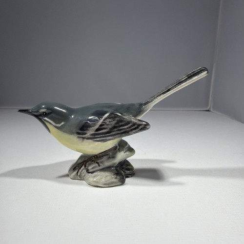 Beswick pottery wagtail - pottery,
