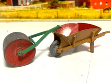 DINKY.1:43.FARM.GARDEN
