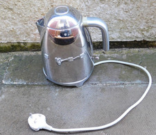 SMEG KLF03SSUK 1.7L Retro