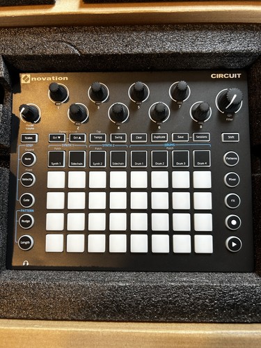Novation circuit standalone - novation,