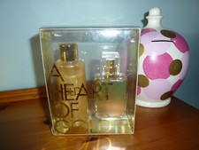  Ladies Next A Heart Of Gold 2