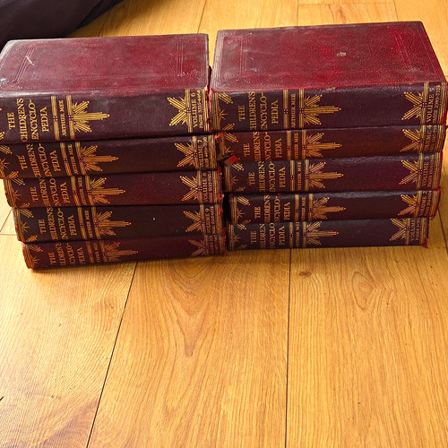 The children encyclopaedia - the, children's