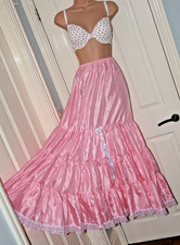 AH - Lovely faux silk tiered