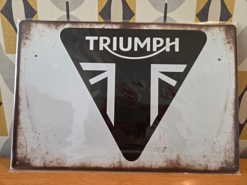 Triumph tin sign wall mounted - tin,