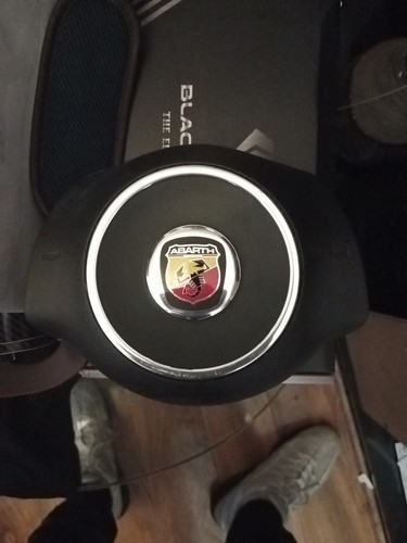 Fiat 500 steering wheel aibag - wheel,