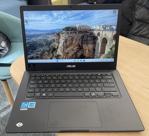Asus school laptop full - school, 14”