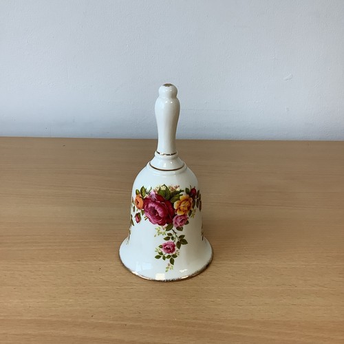 Cottage rose floral design - cottage,