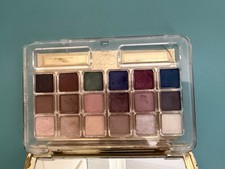 ESTEE LAUDER DELUXE PURE COLOR