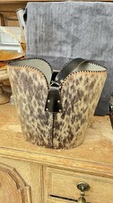 Cowhide Leather Bucket Bag With Visible Stitching