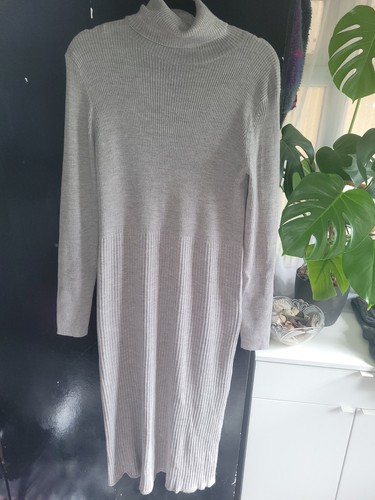 Uniqlo grey ribbed knit - grey,