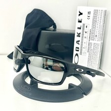 NEW Oakley Canteen OO9225 08