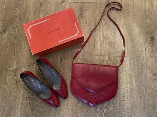 Size charles jourdan red - charles,