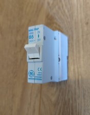 GENERAL ELECTRIC 5 AMP CURVE B