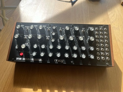 Moog dfam rhythmic - dfam, analog
