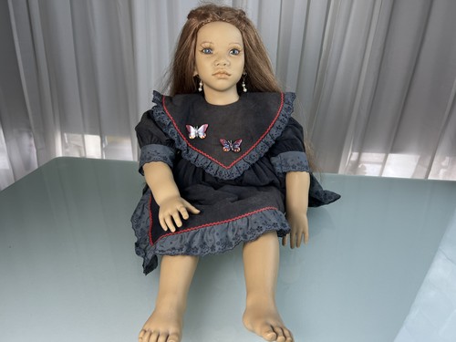 Artist doll annette himstedt - artist,