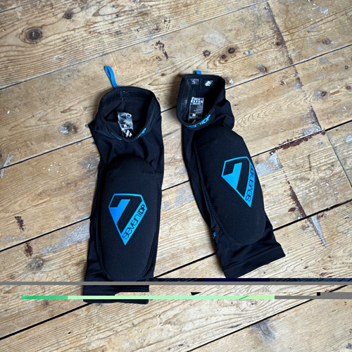 7idp transition knee pads - knee,