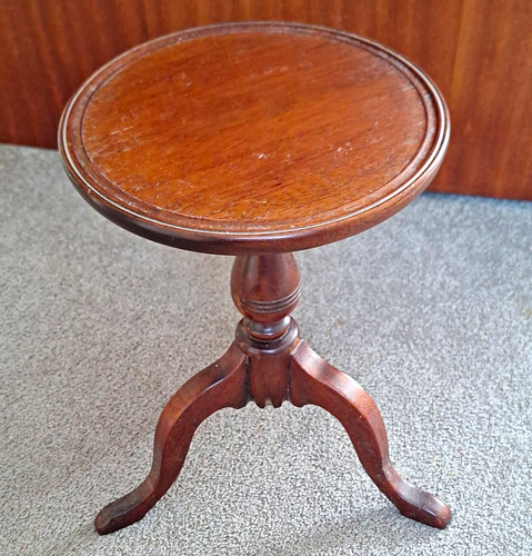 Vintage mahogany tilt top wine - mahogany,