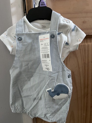 Months boys clothes - 3-6,