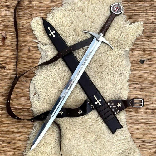 Accolade sword knights - of,