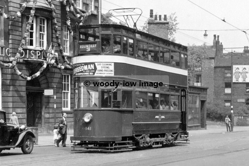 A0225 leeds tram 141 to - tram,