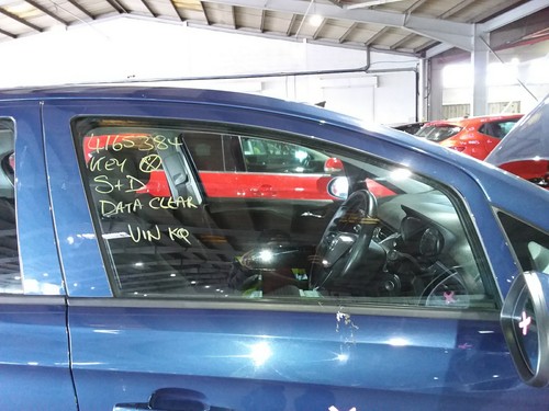Door glass vauxhall - door, corsa