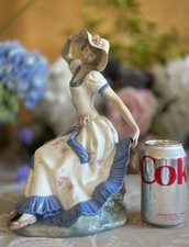 Large Vintage NAO by Lladro