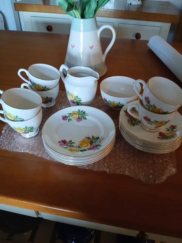 Elizabethan fine bone china - bone,