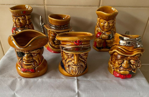 Toby jugs lord nelson - jugs,