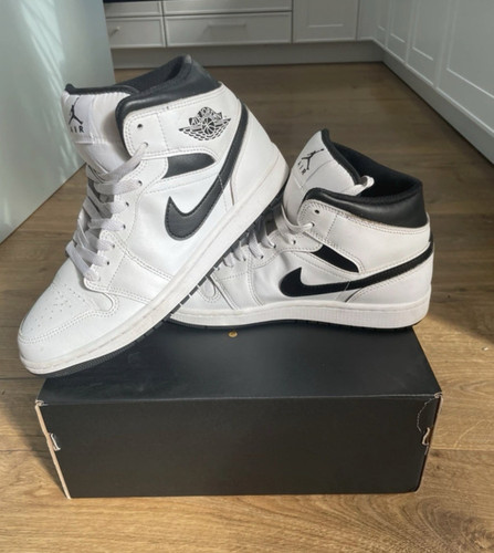 Jordan air mid - air,