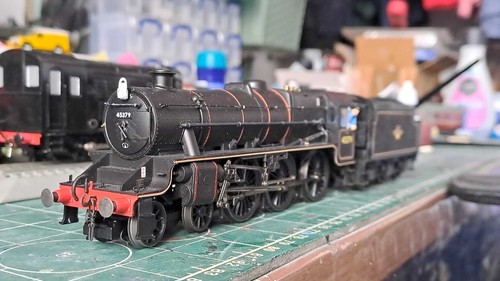 Hornby lined black c - br,