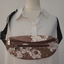 GUESS FLORAL BROWN BUM BAG 