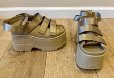 UGG NWOB Goldenrise Mustard