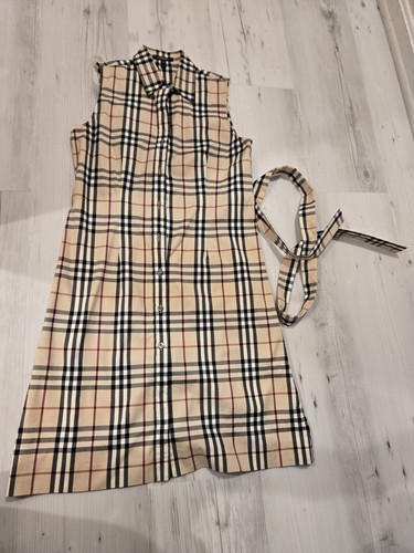Burberry sleveless one - burberry, piece