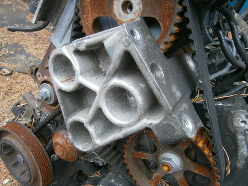Top engine mount right upper - engine,