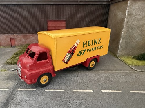 Dinky supertoys 920 guy - supertoys,