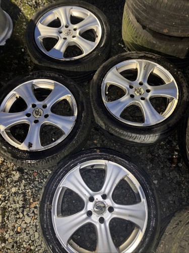 Khan style alloy - 17",