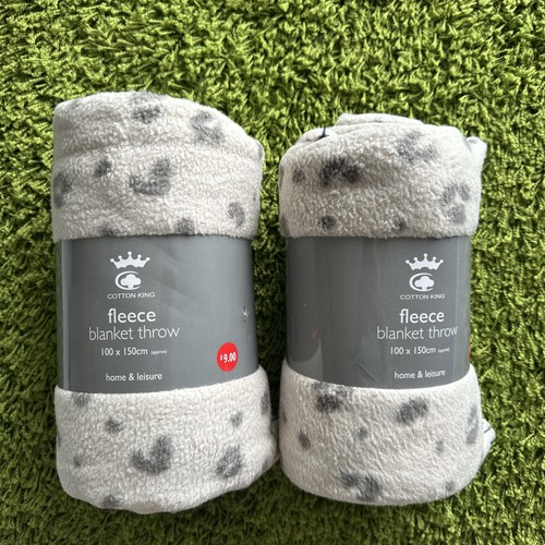 Fleece blanket bundle - 2,