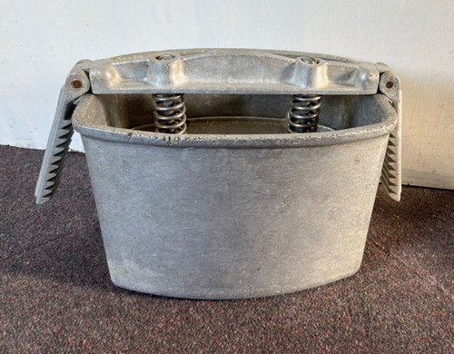 Vintage cast aluminium - vintage, meat