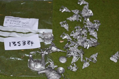 25mm medieval castings - /,