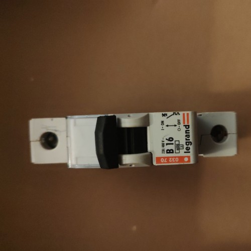Tenby b16 16amp - tenby, legrand